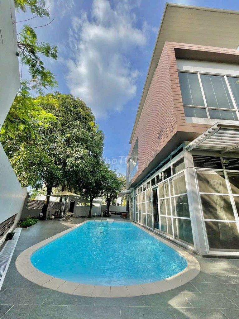 74566c58fc9dd5dd2ab491d1526bcbfd-2890432069729953504