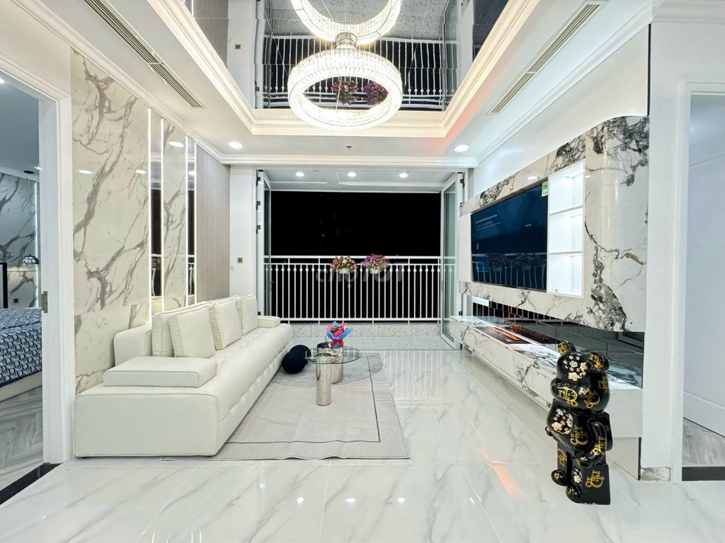 c7edcb3635f43729add4d62ade254f46-2889556852819805037